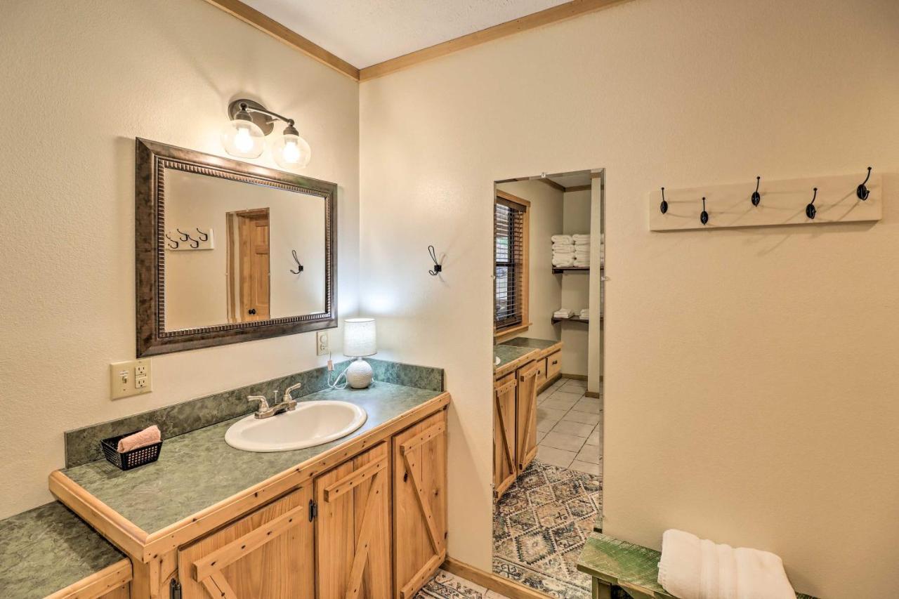 Willa Piney Bluff Retreat With Mountain Views! Zewnętrze zdjęcie
